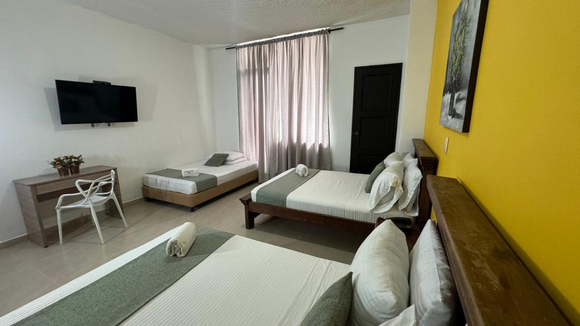 Hotel Cataluna - Soluciones Hoteleras Перейра Екстериор снимка
