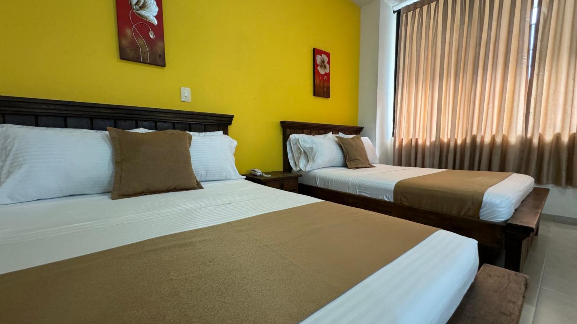 Hotel Cataluna - Soluciones Hoteleras Перейра Екстериор снимка