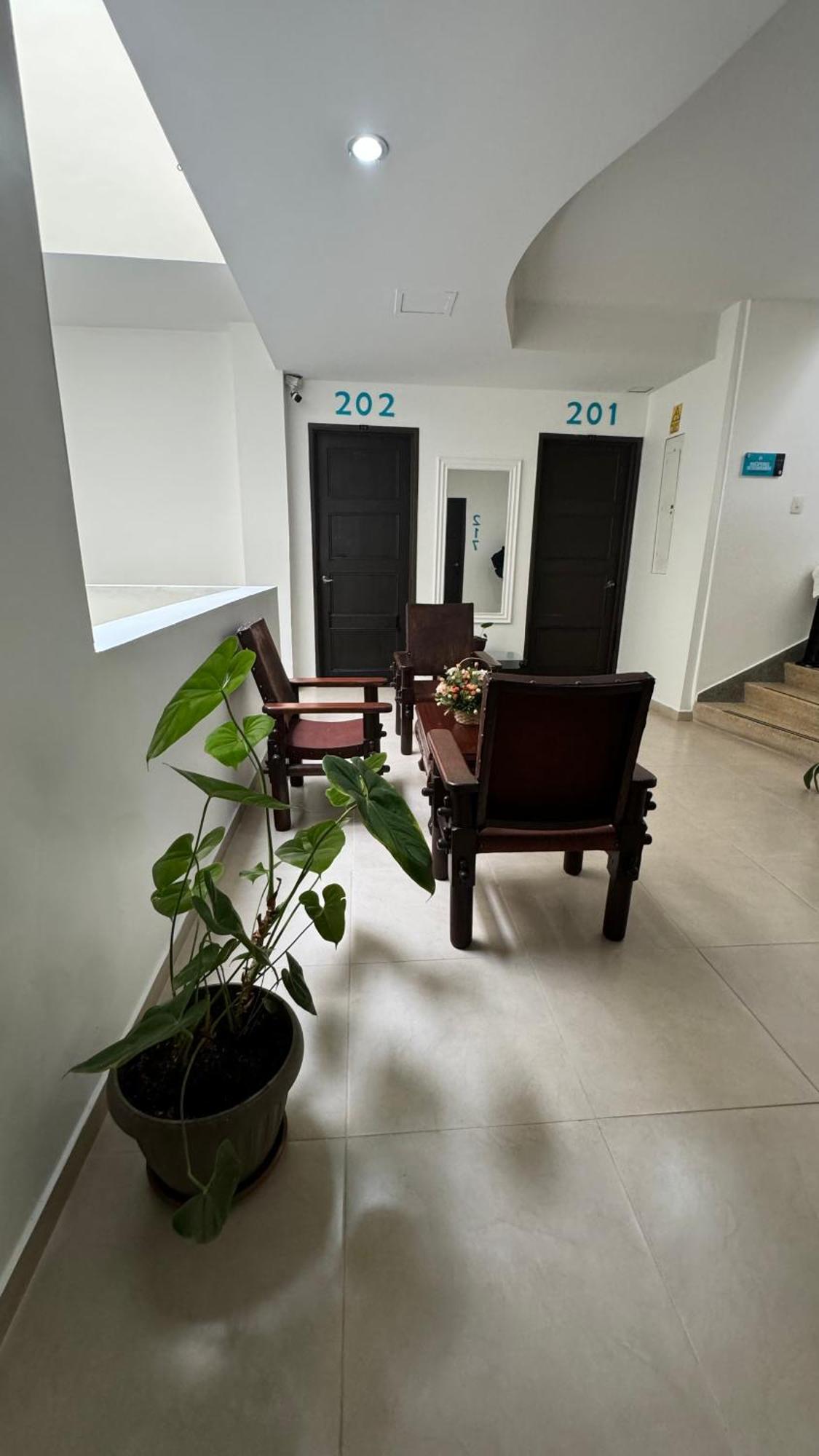Hotel Cataluna - Soluciones Hoteleras Перейра Екстериор снимка
